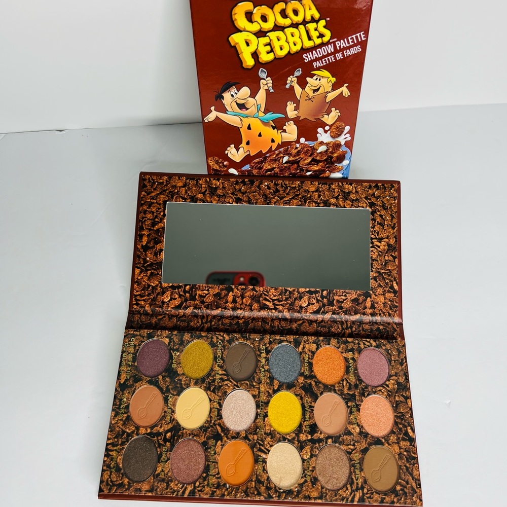 Makeup Revolution Cocoa Pebbles Shadow Palette I ♥️ Revolution.  
Brand new